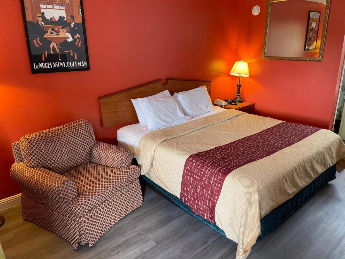 Oak Tree Inn Ирвайн Экстерьер фото