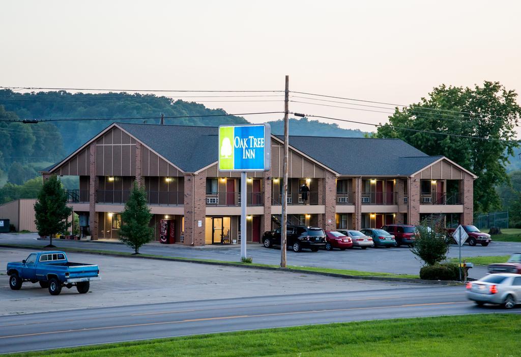 Oak Tree Inn Ирвайн Экстерьер фото